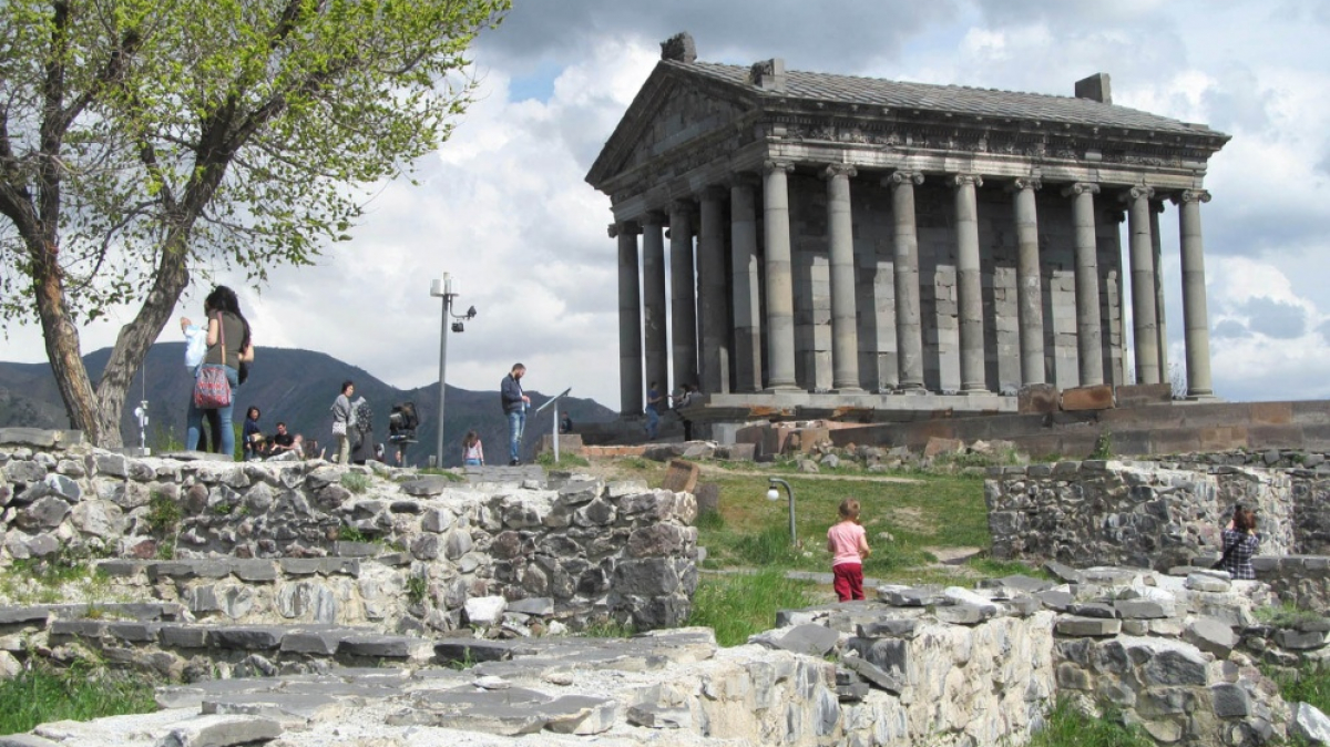 Языческий храм в Гарни. Фото нашего гида Ирины Пряничниковой