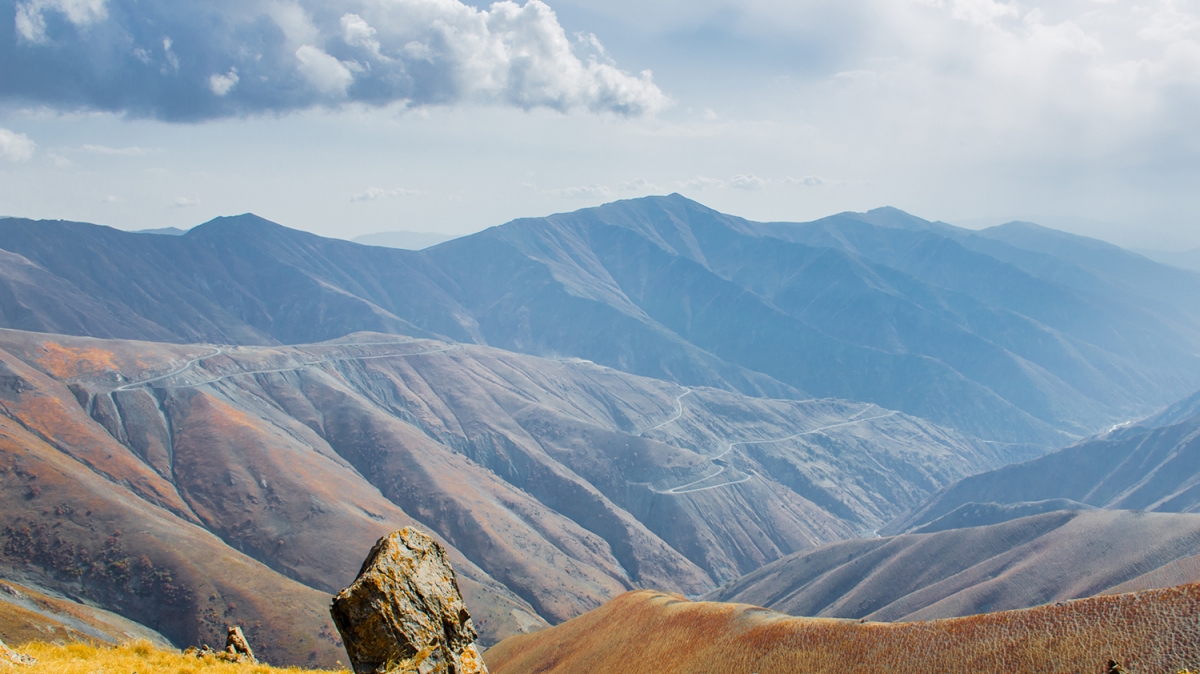 Дорога на Сонкуль.Фото: Анатолий Жидков
