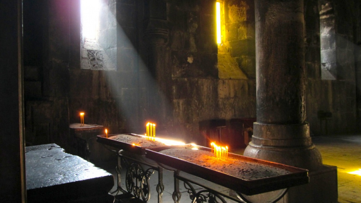 Гегардаванк – «монастырь копья». Фото нашего гида Ирины Пряничниковой