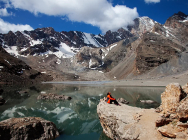 Trekking in the Fann Mountains (without backpacks)